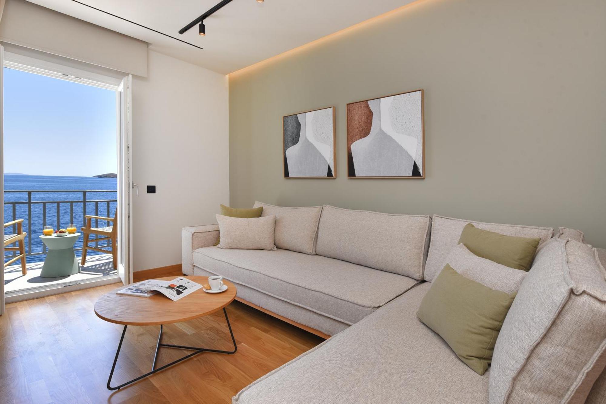 Anaya Suites Ermoupoli Bagian luar foto