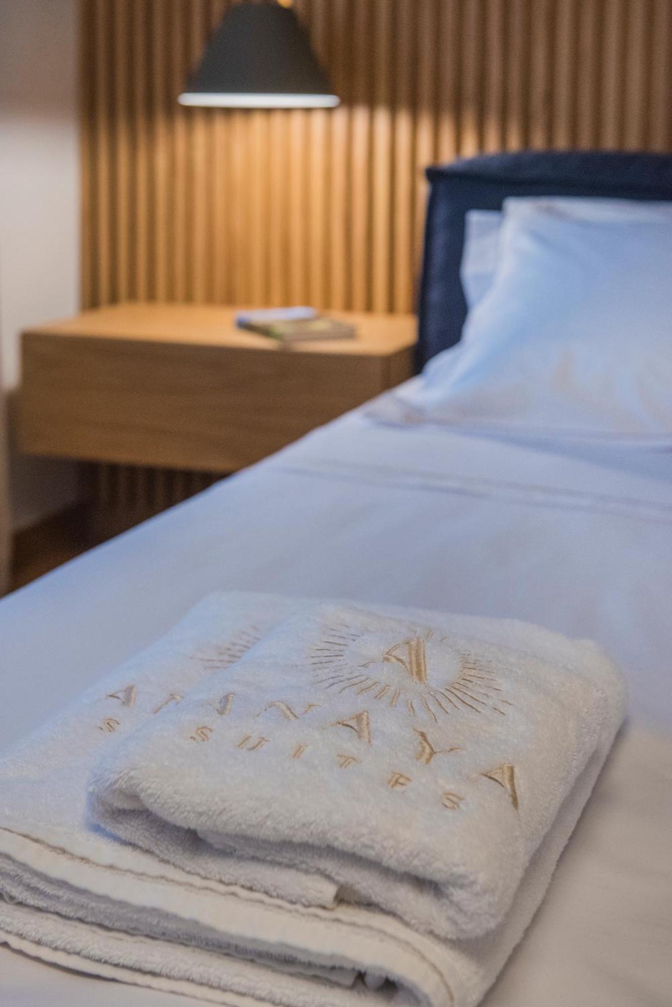 Anaya Suites Ermoupoli Bagian luar foto