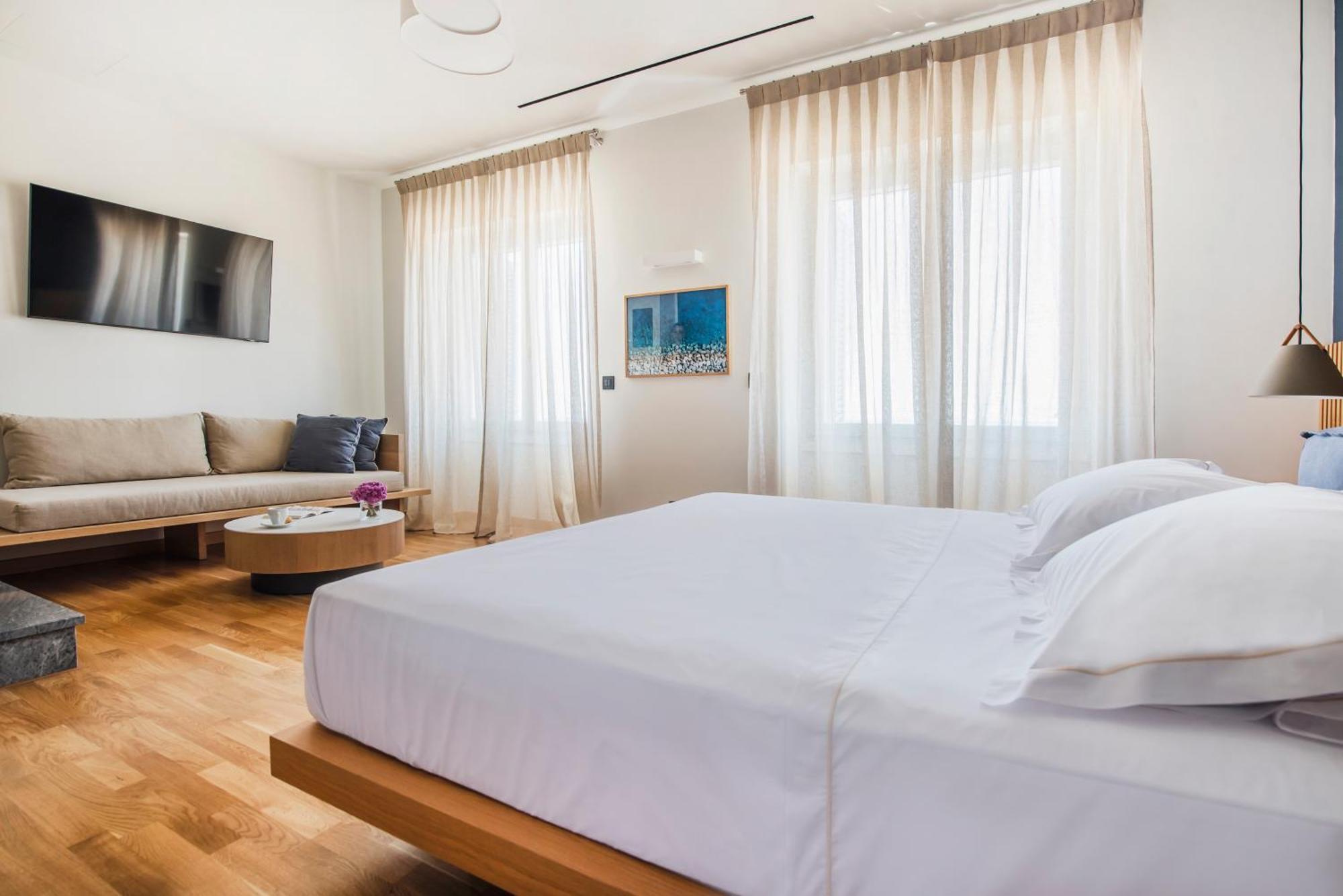 Anaya Suites Ermoupoli Bagian luar foto